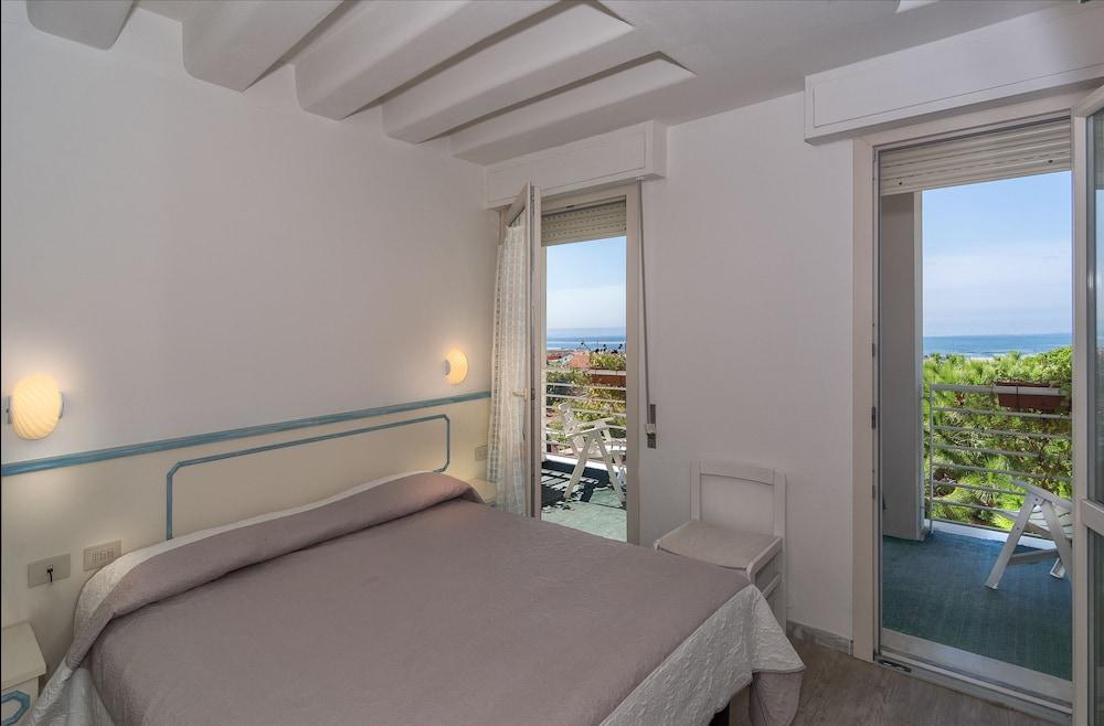 Hotel Il Caravaggio Marina di Pietrasanta Dış mekan fotoğraf