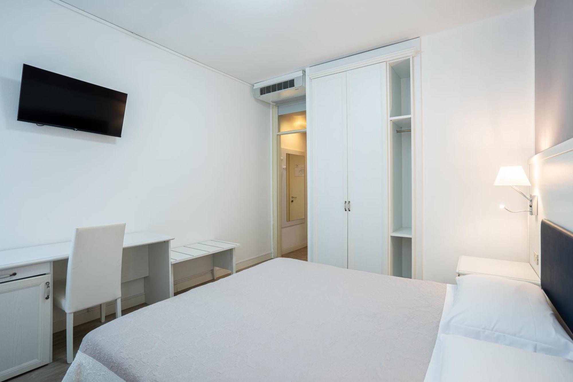 Hotel Il Caravaggio Marina di Pietrasanta Dış mekan fotoğraf