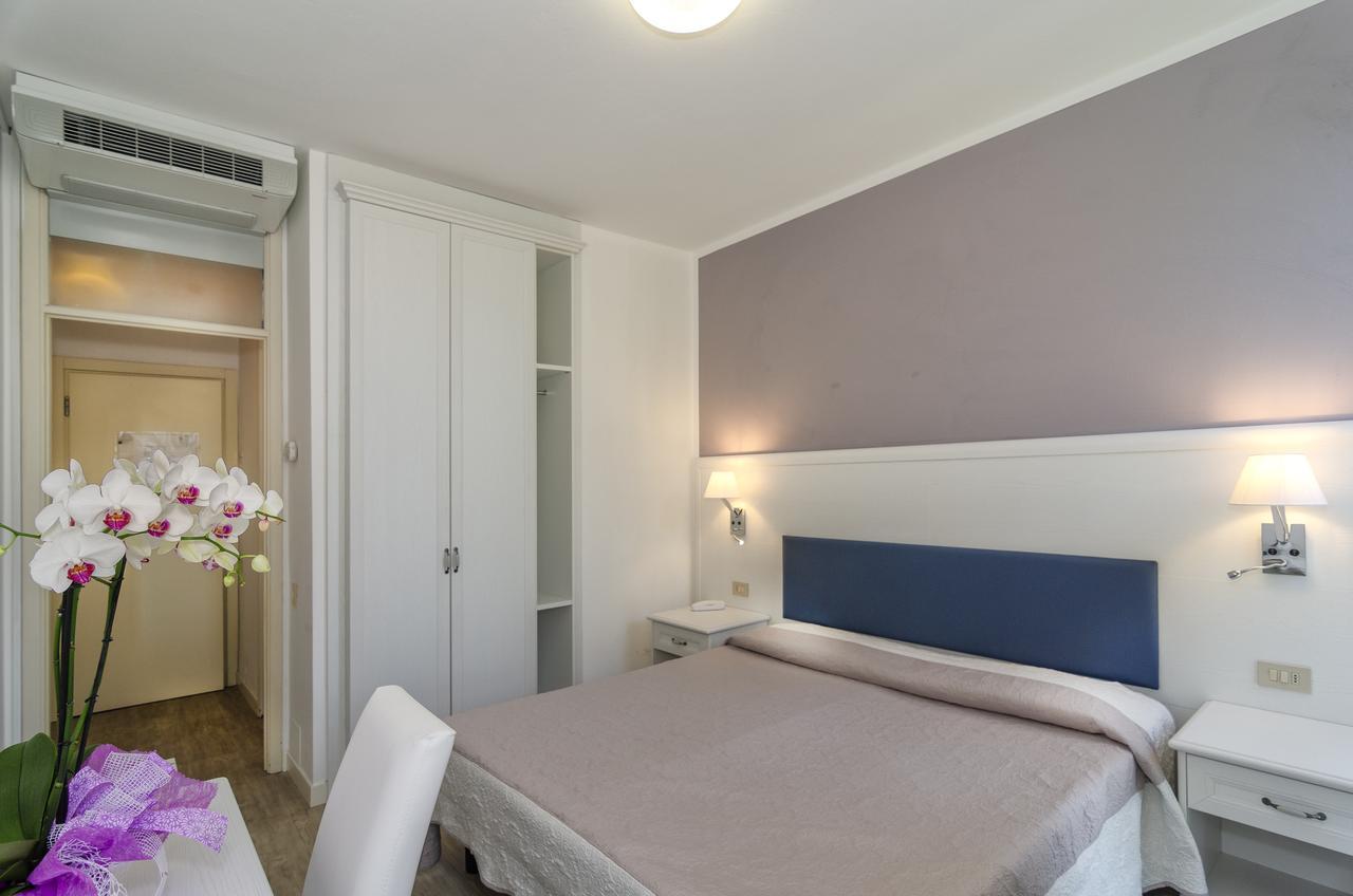 Hotel Il Caravaggio Marina di Pietrasanta Dış mekan fotoğraf