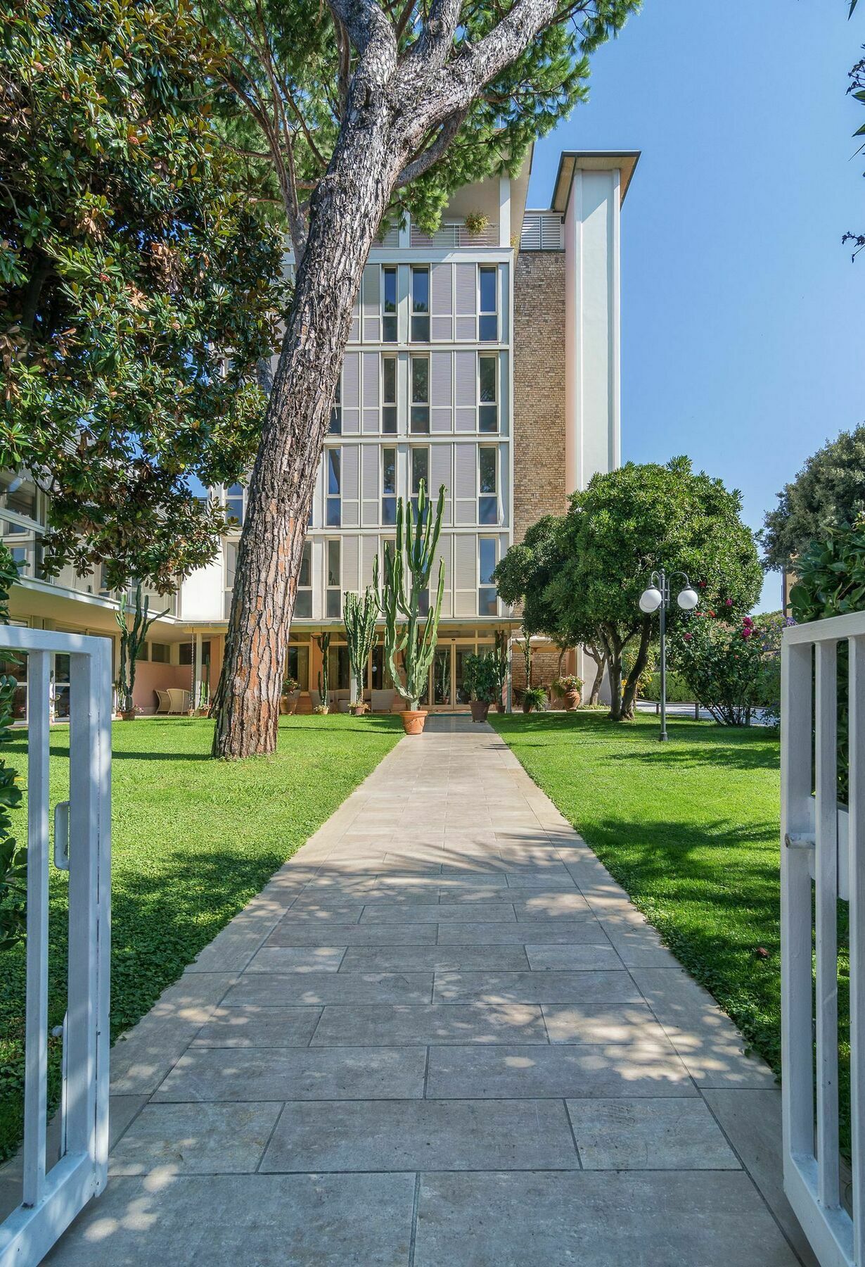 Hotel Il Caravaggio Marina di Pietrasanta Dış mekan fotoğraf